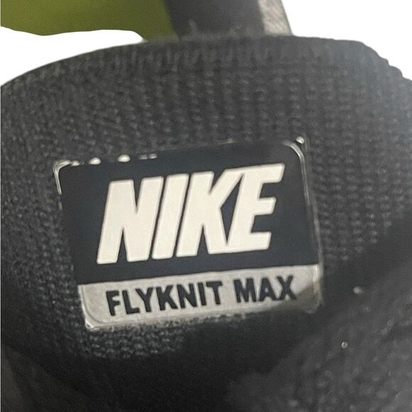 Nike Flyknit Max Running Shoes Sneakers Oreo 620659-105 Women’s Size 9 - Picture 9 of 15